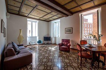Casa de hóspedes Tridente 2*